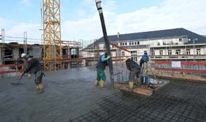 Betonierung Mehrfamilienhaus in Trier-Feyen von Zenz-Massivhaus